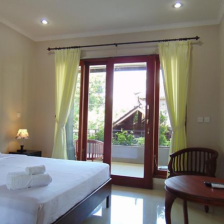 Dipondok Homestay بيتْشاتو المظهر الخارجي الصورة